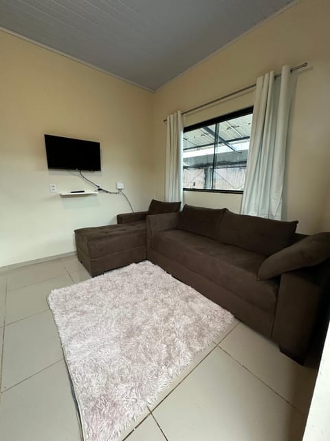 Communal lounge/ TV room, TV and multimedia, Living room, Seating area