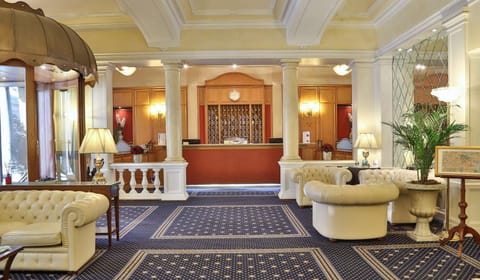 Lobby or reception, On site