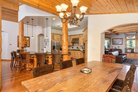 Wooded Luxury at Tahoe Donner Casa in Truckee