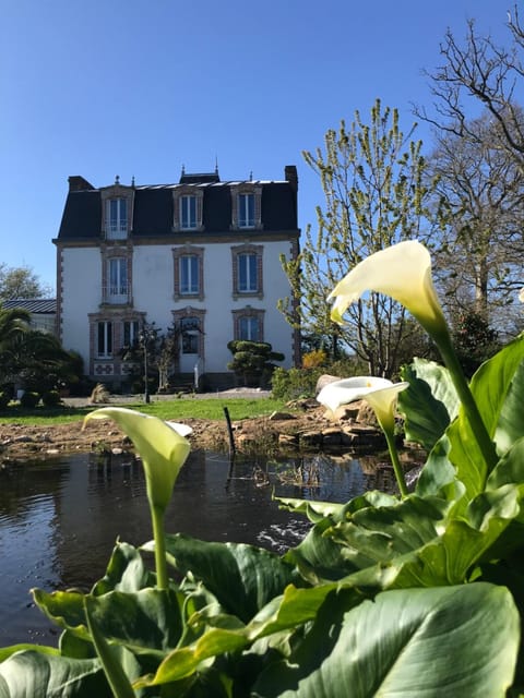 Manoir de Lanveur Bed and Breakfast in Fouesnant