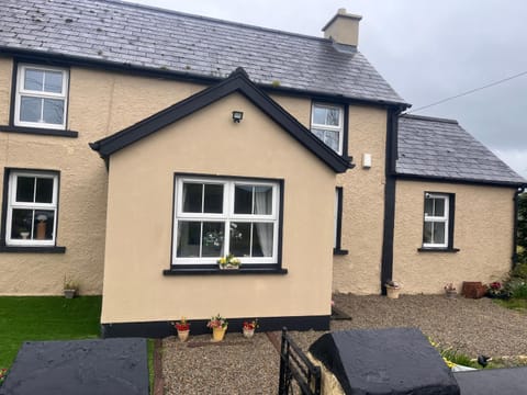 Daffodil Lodge House in County Sligo