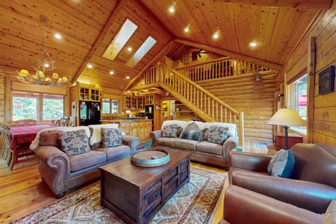 Branchwater Lodge Casa in Big Bear