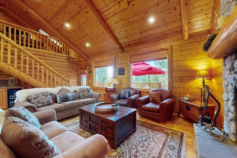 Branchwater Lodge Casa in Big Bear