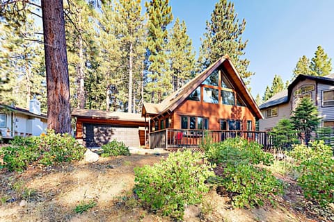 Montgomery Estates Retreat House in South Lake Tahoe