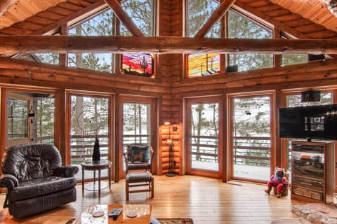 Sailor's Point Lodge House in Eagle River