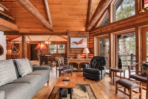 Sailor's Point Lodge Haus in Eagle River