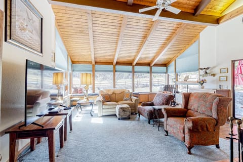 Eagle Pines Lodge House in Pagosa Springs