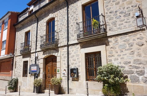 Posada de la Triste Condesa Inn in Arenas de San Pedro