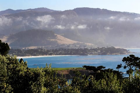 Oleada Estate House in Pebble Beach