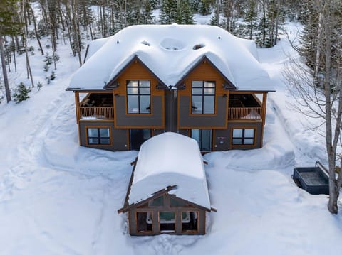 L'ours et le Renard- Chalet familial et Spa Chalet in Baie-Saint-Paul