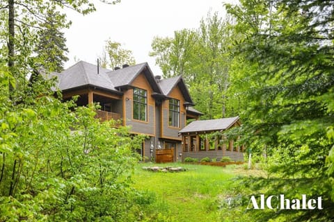 L'ours et le Renard- Chalet familial et Spa Chalet in Baie-Saint-Paul