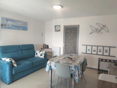 Charmant apt famille avec balcon au Port du Crouesty, parking inclus - FR-1-639-55 Apartment in Arzon