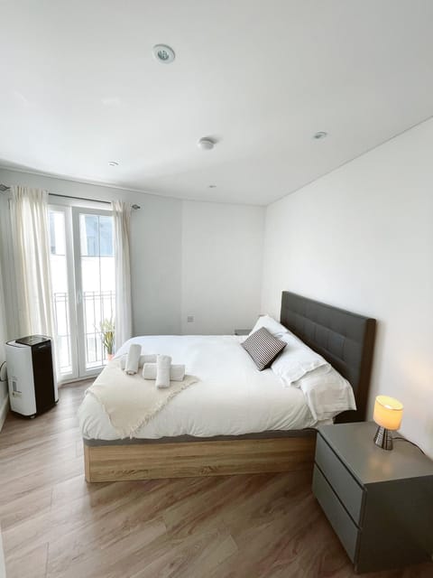 Modern City Centre Two Bedroom Windsor Apartment - Grand Central House Copropriété in Gibraltar