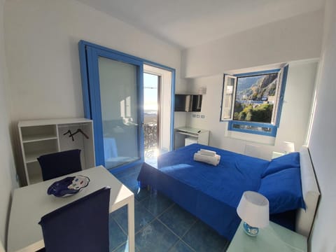 B&B Acquamarine Bed and Breakfast in Salerno