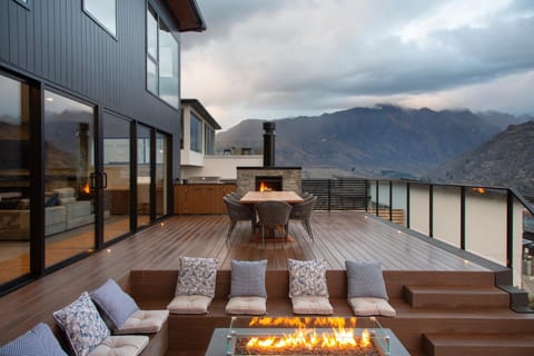 Patio, Balcony/Terrace, Mountain view