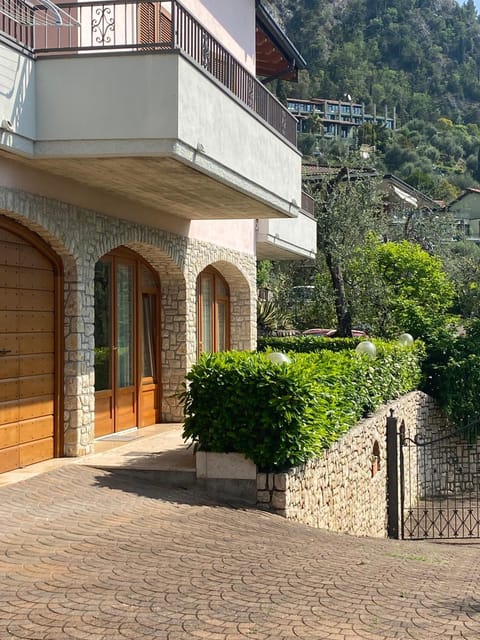 Property building, Garden view