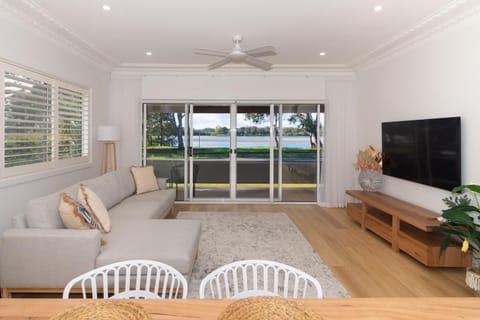 View (from property/room), Living room, River view, River view