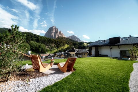 Natural landscape, Garden, Garden view, Mountain view