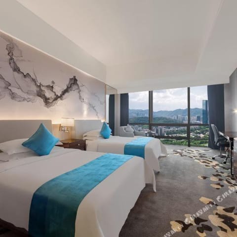 Huaqiang Plaza Hotel Shenzhen, Enjoy Complimentary Afternoon Tea & Mini Bar & Night Snack Hotel in Hong Kong