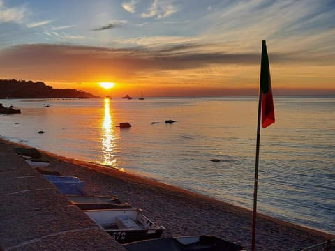 Natural landscape, Beach, Sunrise