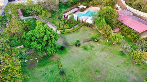 Casa Santa Teresita - Cabaña familiar tipo glamping Campground/ 
RV Resort in Guatemala Department