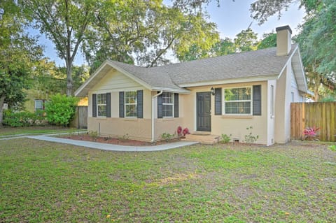 Winter Haven Abode Near Lakes and Attractions House in Winter Haven