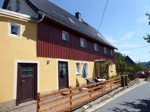 FeWo Dorn OG Haus Sandsteinliebe Condo in Bad Schandau