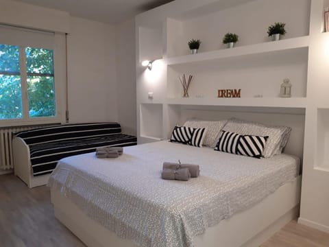 Bed&breakfast BBqueen Sandonato Policlinico Bed and breakfast in San Donato Milanese