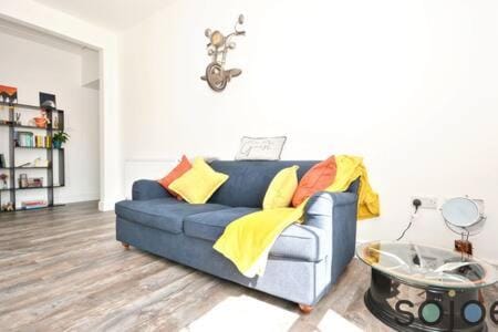 Stunning split level apartment with roof terrace Apartment in Lowestoft