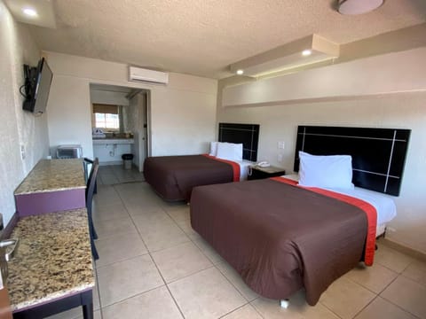 Motel Reno Motel in Tijuana