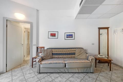 13 Mehari Apartment in Varigotti