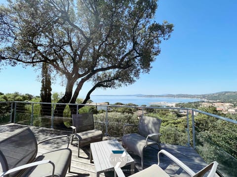 Patio, Sea view