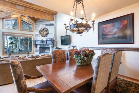 Double Eagle 3 Bedroom by Lespri Property Management Apartment in Park City