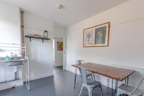 Trendy 1 Bedroom Apartment in Kings Cross Apartment in London Borough of Islington