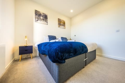 Luxury 1 Bedroom serviced apartment with Roof terrace & Gym Apartamento in Stevenage