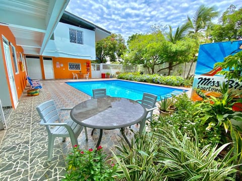 Property building, Patio, Swimming pool, Swimming pool