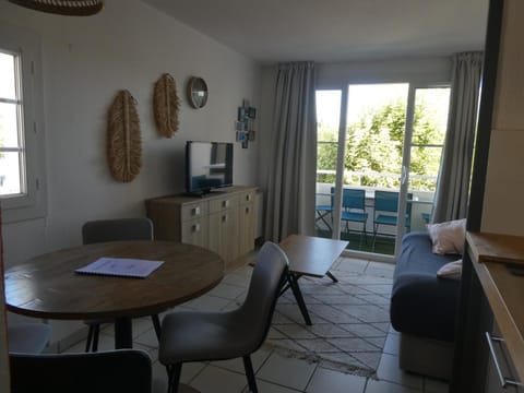 1101 Apartment in Arzon