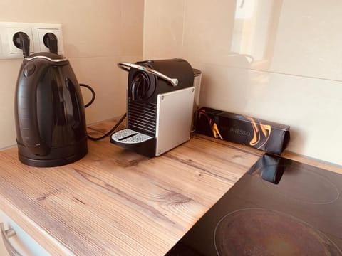 Coffee/tea facilities, Kitchen or kitchenette