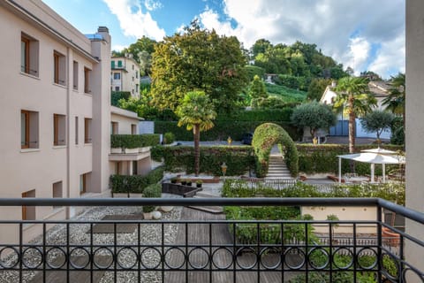 Patio, Garden, Garden view