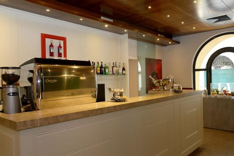 Lounge or bar