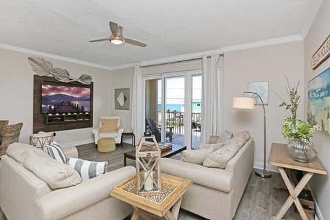 Summerhouse 209 by Pristine Properties Vacation Rentals Apartment in Mexico Beach