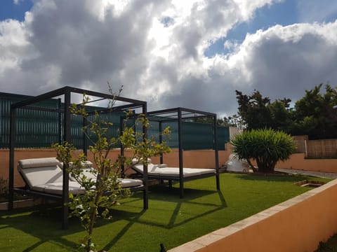 Villa mit großartigem Panoramablick auf das Meer und direkt am Pool Villa in La Croix-Valmer
