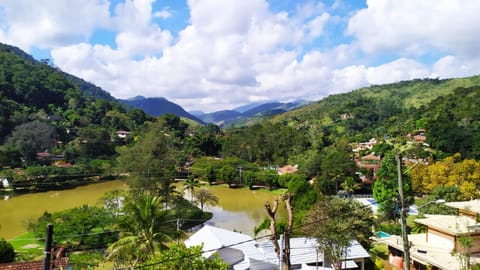 Neighbourhood, Hiking, Lake view, Mountain view