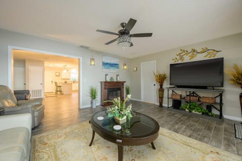 Lovely Lakefront Home Bird Watchers Paradise! Casa in Winter Haven
