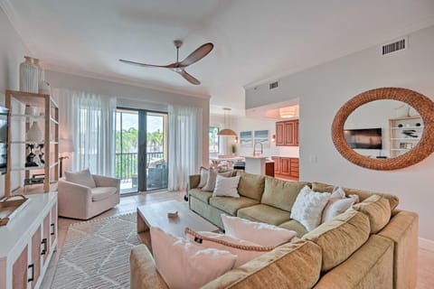 Luxe Naples Bay Resort Condo Near Fifth Ave! Wohnung in East Naples