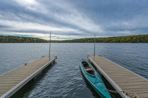 A Million Dollar View House in Deep Creek Lake