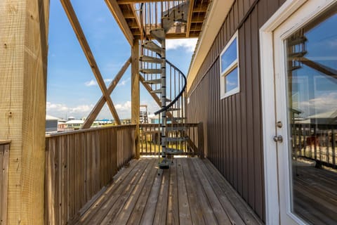 Shore to Please House in Dauphin Island