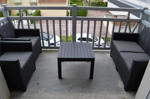 Patio, Balcony/Terrace