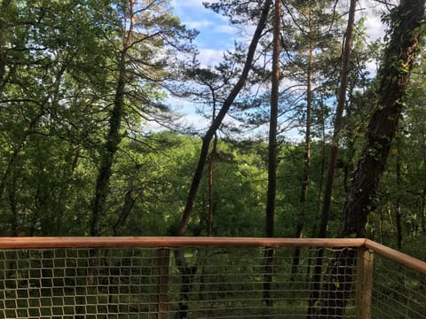 Sweet Dôme, dôme géodésique au cœur de la forêt Luxury tent in Montignac