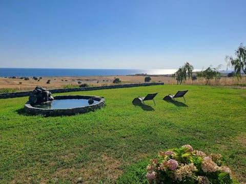 Day, Natural landscape, Garden, Sea view